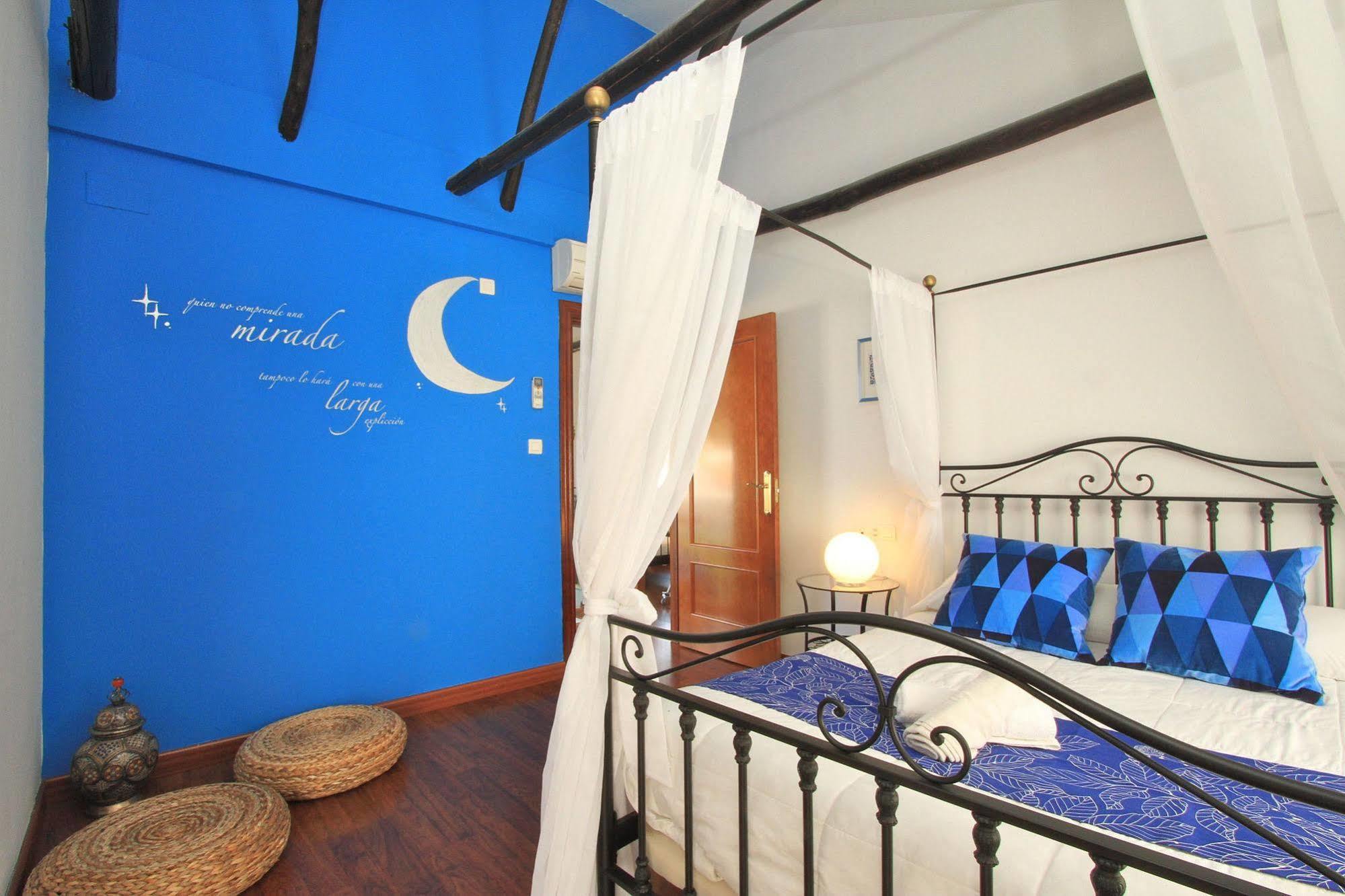 Inside Paseo De Tristes Appartement *